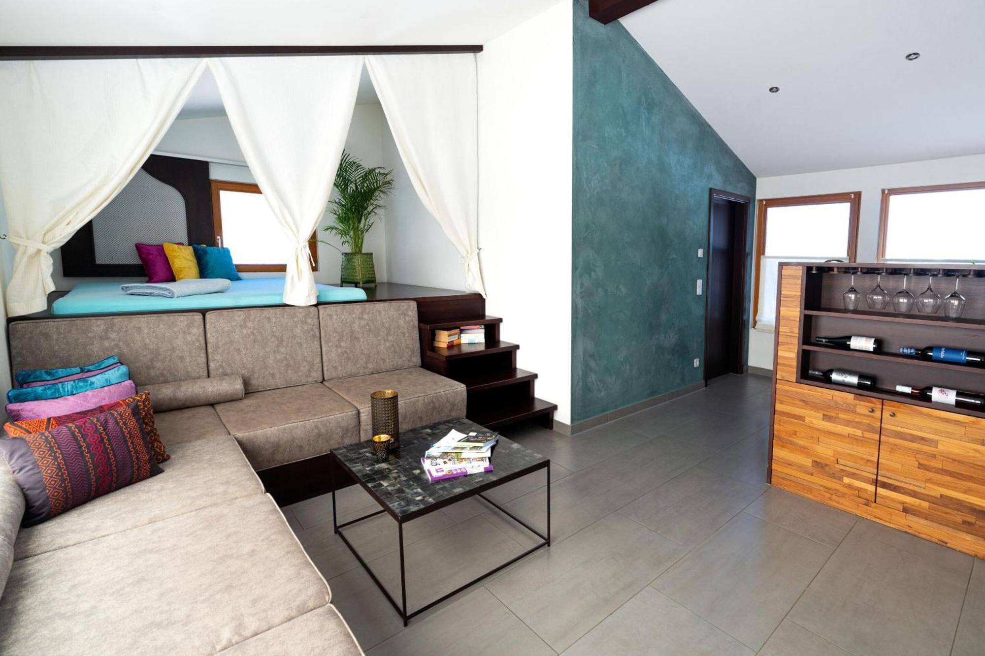בישופסמאיס Naturchalets 7 Sentidos מראה חיצוני תמונה